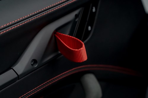 Porsche GT3 RS blanche et rouge-45