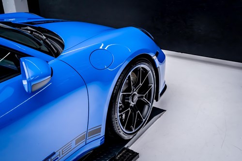 Muller-prestige-Porsche-gt3-sharkblueDSC088934