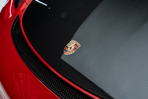 Porsche GT4 RS rouge-84