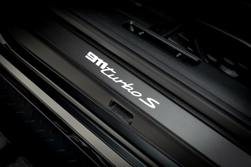 Porsche turbo S black mat-68