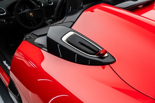 Porsche Spyder RS Rouge-27