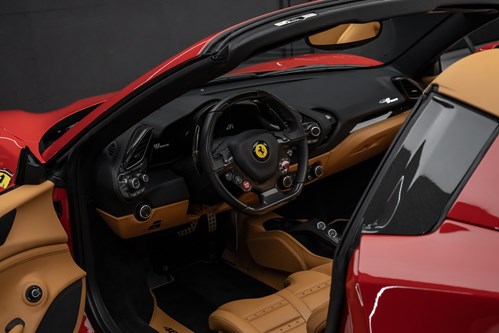 Ferrari 488 Spider-130
