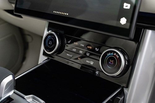 Detailing center-092