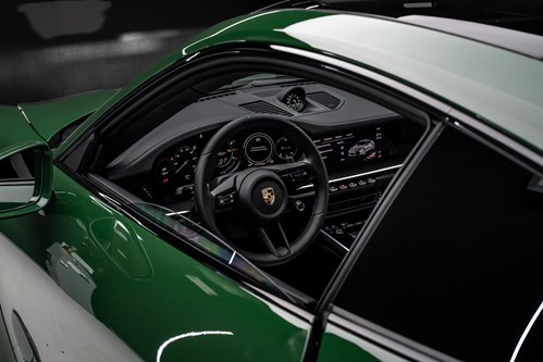 Porsche 911 Turbo S verte-69