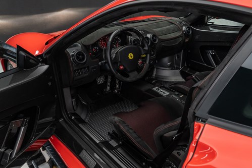 Ferrari 430 Scuderia rouge-035