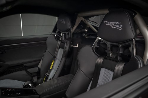 Porsche 718 GT4 RS-027