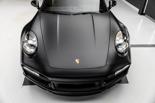 Porsche 911 Turbo noire mate-070