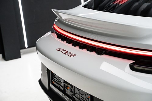 Porsche GT3 RS blanche et rouge-55