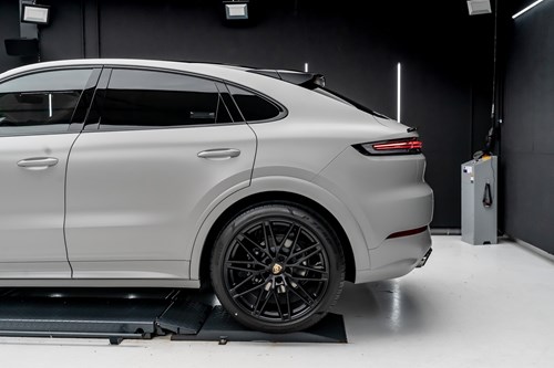 Porsche Cayenne blanche mate-60