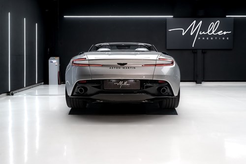 Aston Martin DB12-104