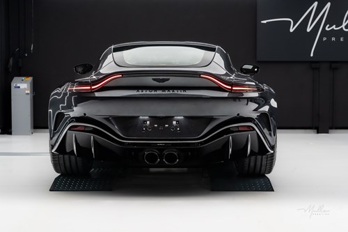 Aston Martin Vantage V12-279