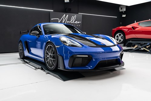 Porsche GT4 RS bleue jantes noires-42