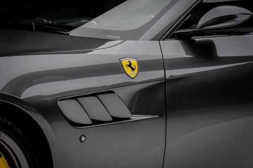 Ferrari-Lusso-86