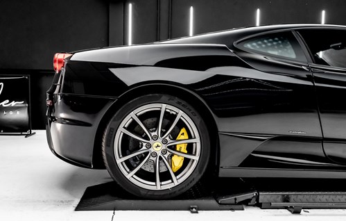 Ferrari Scuderia-124