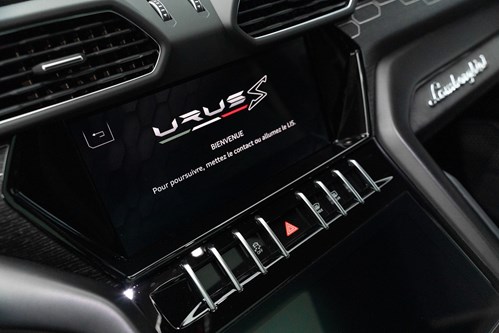 Lamborghini Urus-41