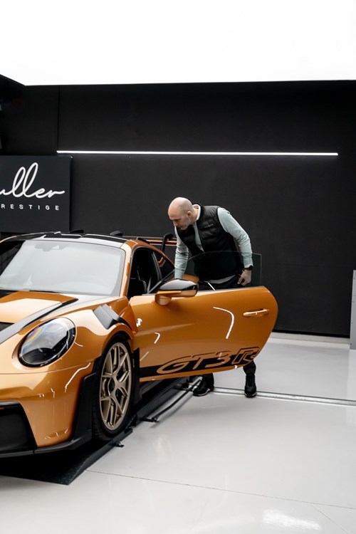 Porsche GT3 RS dorée-60