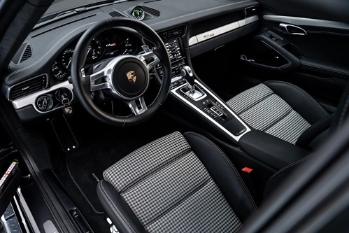 Porsche 911 50 ans-79