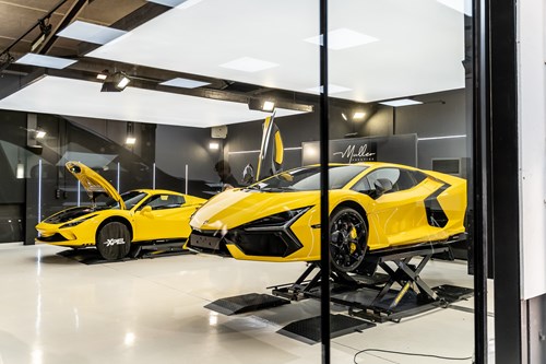 Lamborghini Revuelto jaune-113