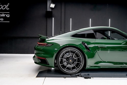 Porsche 911 Turbo S verte-55