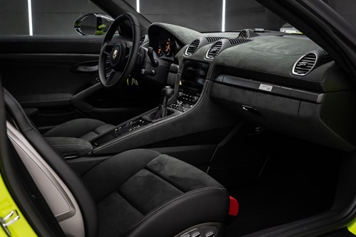 Porsche Spyder RS jaune-64