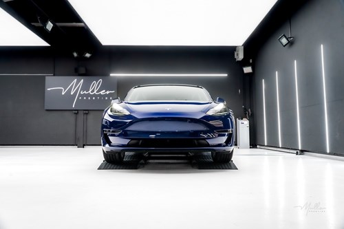 Tesla Model 3 bleu-173