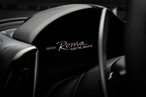 Ferrari Roma Spider-070