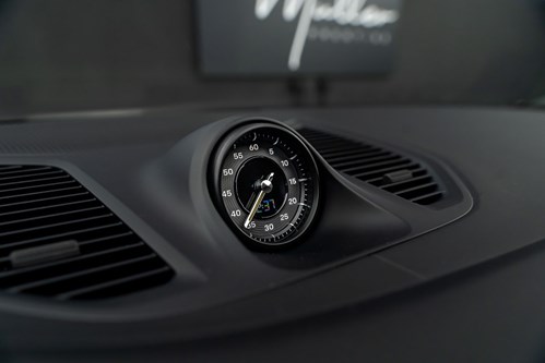 Porsche Cayenne Turbo gris foncé-130