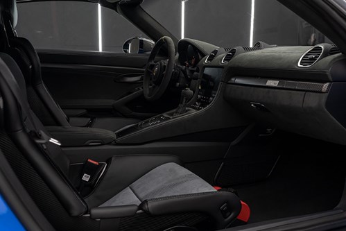 Porsche GT4 RS Shark blue-094