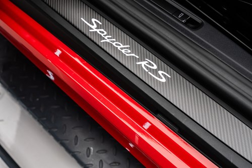 Porsche Spyder RS Rouge-30