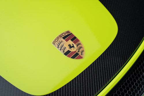 Porsche Spyder RS jaune-60