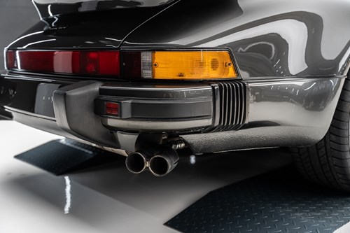 Porsche 930 Turbo grise-68