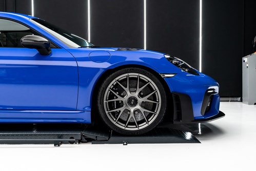Porsche GT4 RS bleue jantes noires-06