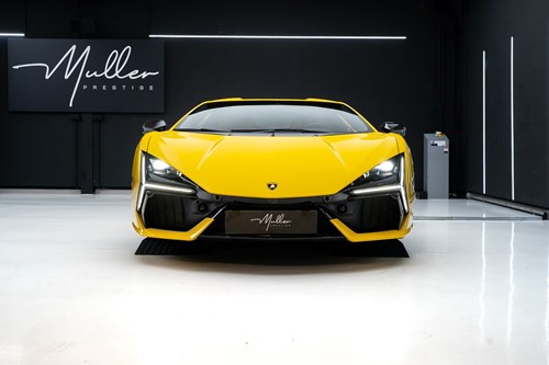 Lamborghini Revuelto jaune-65