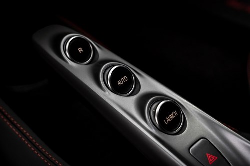 Ferrari F8 Tributo-100