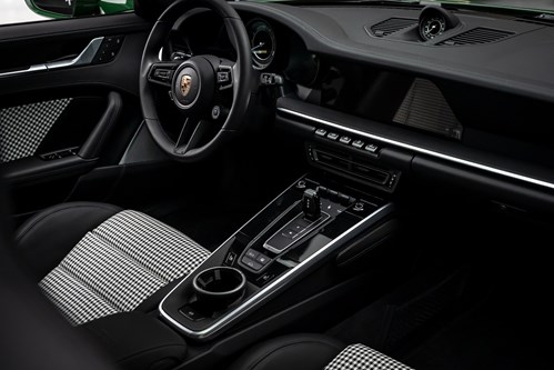 Porsche 911 Turbo S verte-77