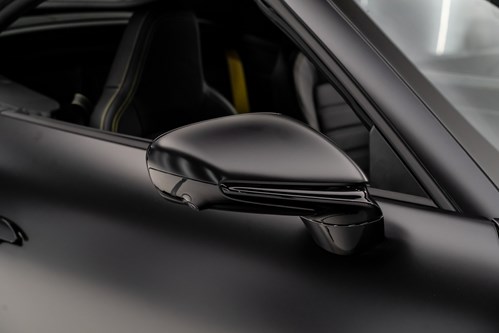 Porsche 911 Turbo noire mate-091