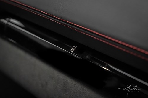 Porsche-gt4-718-muller-car-detailing-35