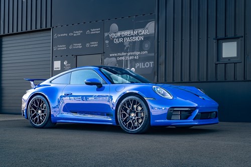 Porsche Carrera 4 bleue-126