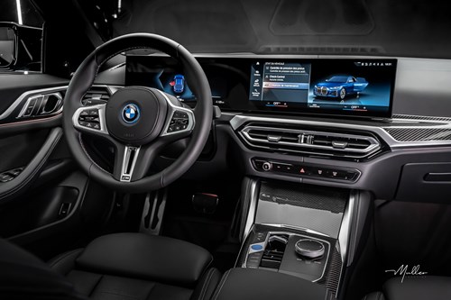Bmw I4 bleue-093