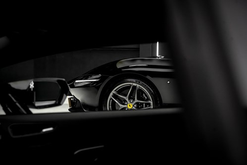 Ferrari roma noire-096
