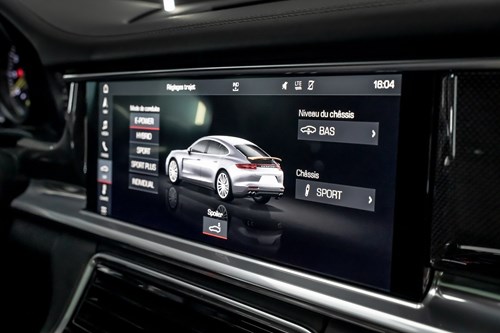 Porsche Panamera Hybrid-090