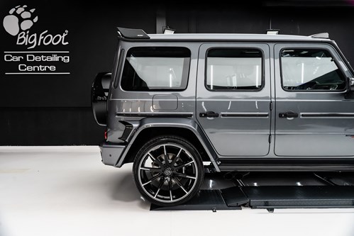 Mercedes Class G Brabus-100