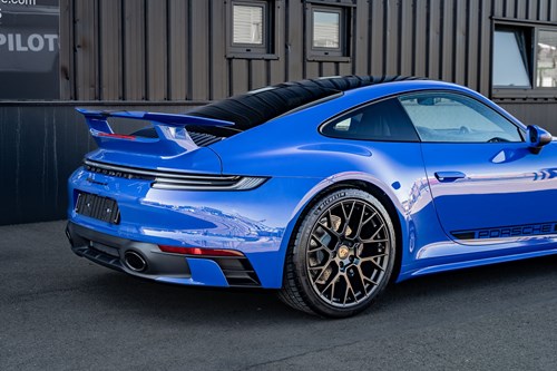 Porsche Carrera 4 bleue-129