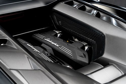 Lamborghini Revuelto-37