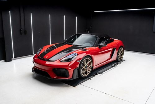 Porsche Spyder RS rouge-087