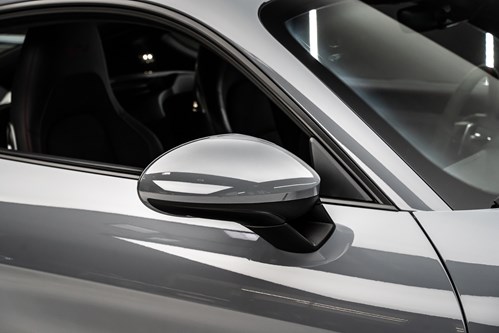 Porsche GT4 grise-bleue-089