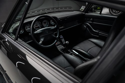 Porsche 993 Turbo noire (27)