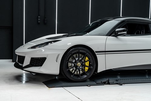 Lotus Evora blanche-152