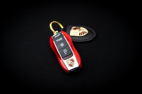 Porsche Spyder RS rouge-057