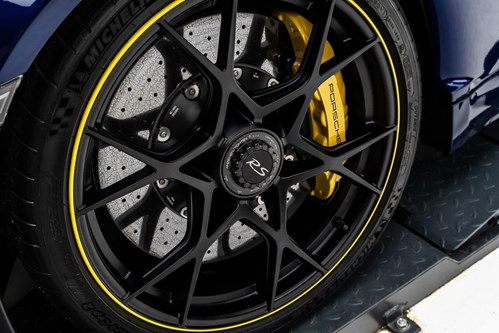 Porsche GT4 RS Bleue et jaune-48